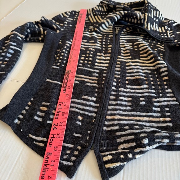NIC + ZOE Women Medium Geometric Print Modal Knit Zip Up Cardigan Sweater Jacket - Picture 9 of 9